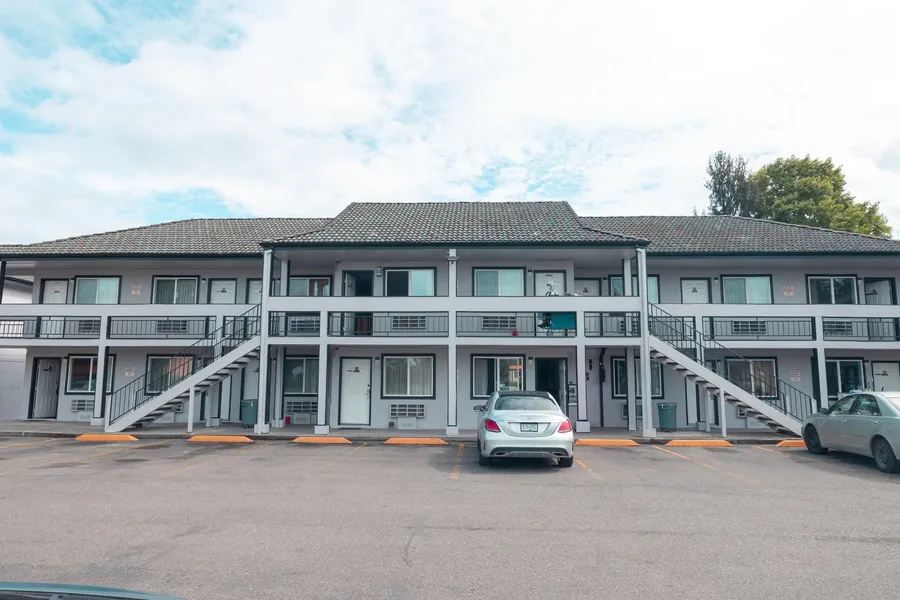Sumner Motor Inn hotel detail image 6