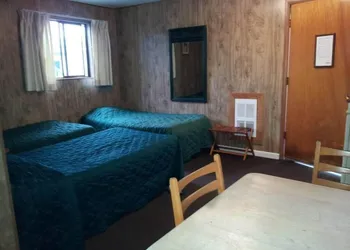 Ocean Avenue Inn hotel thumbnail 5