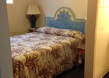 Ocean Avenue Inn hotel thumbnail 6