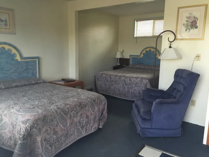 Ocean Avenue Inn hotel detail image 2