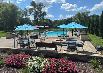 Geneva Wells Inn hotel thumbnail 6
