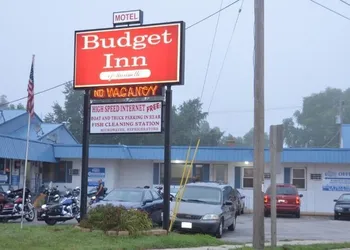Budget Inn Marinette hotel thumbnail 4