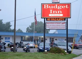 Budget Inn Marinette hotel thumbnail 5