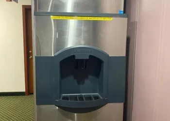 Budget Inn Marinette hotel thumbnail 6