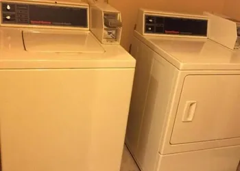 America's Best Inn and Suites Flowood hotel thumbnail 4