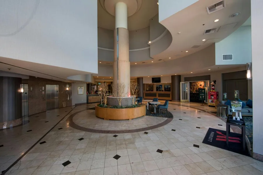 Anaheim Marriott Suites hotel detail image 2