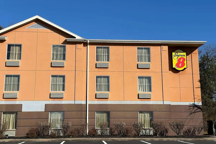 Super 8 by Wyndham Mars/Cranberry/Pittsburgh Area hotel detail image 2