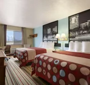 Super 8 by Wyndham Park City/North Wichita Area hotel detail image 4