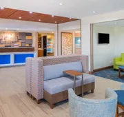 Holiday Inn Express Hotel & Suites Bismarck by IHG hotel detail image 3