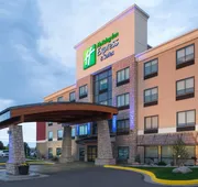Holiday Inn Express Hotel & Suites Bismarck by IHG hotel detail image 7