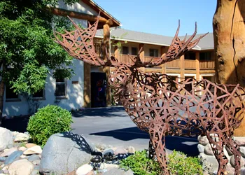 Moose Creek Lodge & Suites hotel thumbnail 6