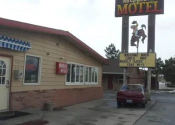 Mustang Motel hotel thumbnail 2