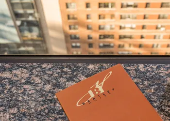 Bentley Hotel hotel thumbnail 6