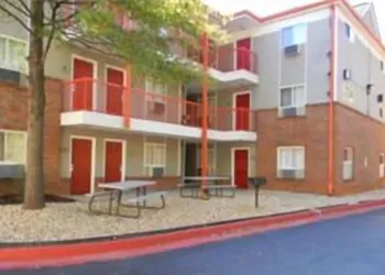 Stay Inn & Suites hotel thumbnail 4