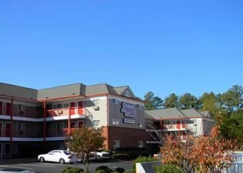 Stay Inn & Suites hotel thumbnail 5