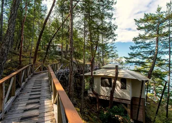 Rockwater Secret Cove Resort hotel thumbnail 4