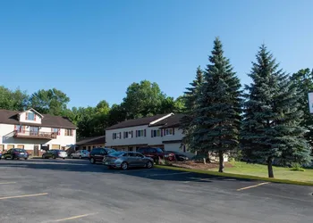 Blue Spruce Motel hotel thumbnail 3