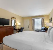 Best Western Plus Santee Inn hotel detail image 7