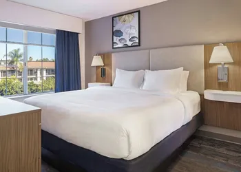 City Express By Marriott Findlay hotel thumbnail 2