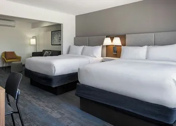 City Express By Marriott Findlay hotel thumbnail 5