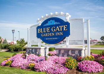 Blue Gate Garden Inn hotel thumbnail 3