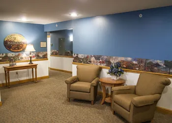 Blue Gate Garden Inn hotel thumbnail 7