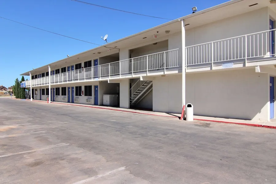 Motel 6 Carlsbad, NM hotel detail image 2