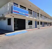 Motel 6 Carlsbad, NM hotel detail image 3