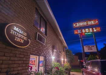 Moab Rustic Inn hotel thumbnail 4