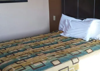 Sona Inn Dilley hotel thumbnail 8
