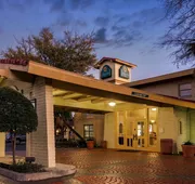La Quinta Inn By Wyndham IH-10 West San Antonio TX hotel detail image 4