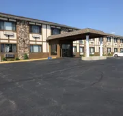 Sky Lodge Inn & Suites hotel detail image 7