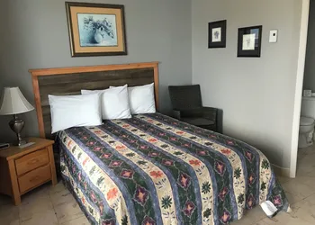 Hotel Motel Fleur De Lys hotel thumbnail 8