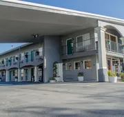 Continental Inn hotel detail image 7