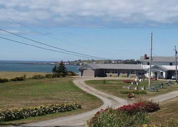 Mavillette Beach Lodge and RV Park hotel thumbnail 4