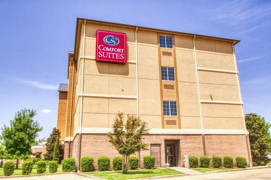 Comfort Suites Waco North - Near University Area hotel detail image 2