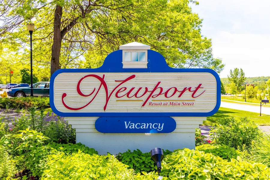 Newport Resort hotel detail image 2