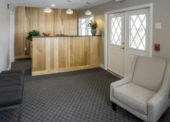 Center Harbor Inn hotel thumbnail 5