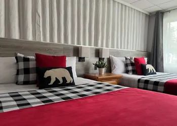 Mystic Isle Motel hotel thumbnail 6