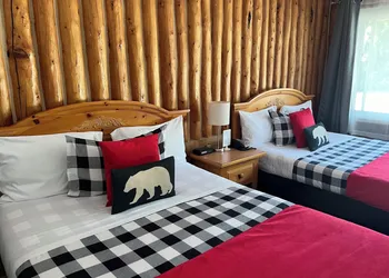 Mystic Isle Motel hotel thumbnail 8