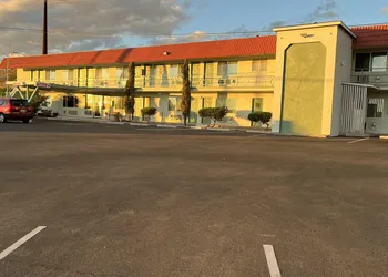 Ramblin Rose Motel hotel thumbnail 2