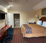 Executive Inn And Suites hotel detail image 4