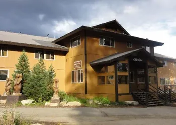 Montecito Sequoia Lodge hotel thumbnail 4
