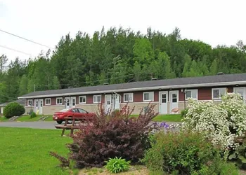 Motel & Chalet Waterloo hotel thumbnail 2