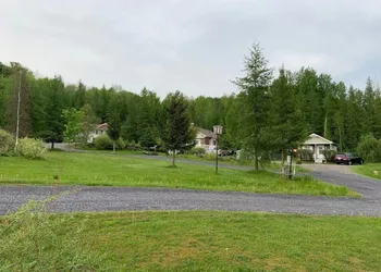 Motel & Chalet Waterloo hotel thumbnail 3