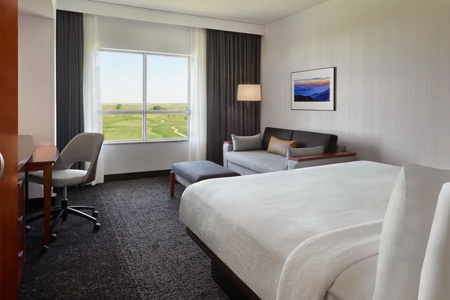 Courtyard by Marriott Calgary Airport hotel detail image 6