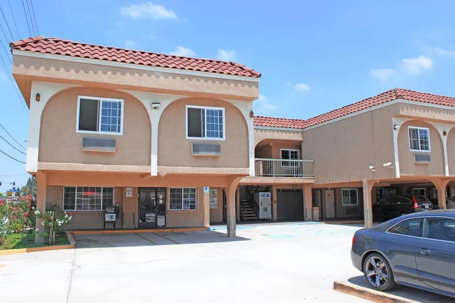 Orange Tustin Inn hotel detail image 2