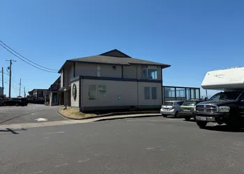 Seahorse Oceanfront Lodge hotel thumbnail 4