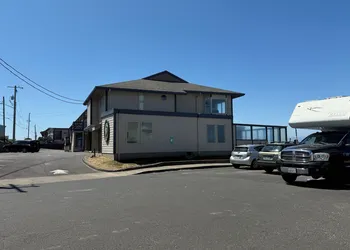 Seahorse Oceanfront Lodge hotel thumbnail 4