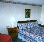 The Chalet Motel A Travelodge By Wyndham hotel detail image 5